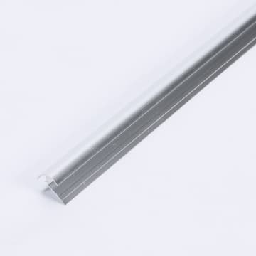 Moldura de Esquina Metálica UV